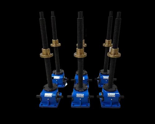 HPP worm gear screw jacks with dual lifting screws and gearbox base, set of three